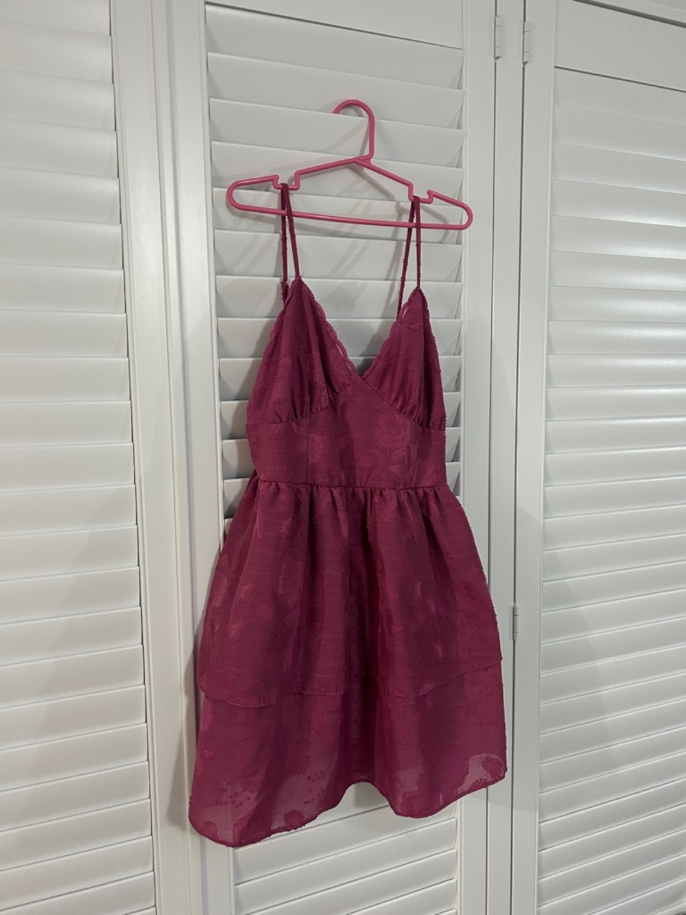 NWOT Wild Fable Magenta Tiered Mini Dress